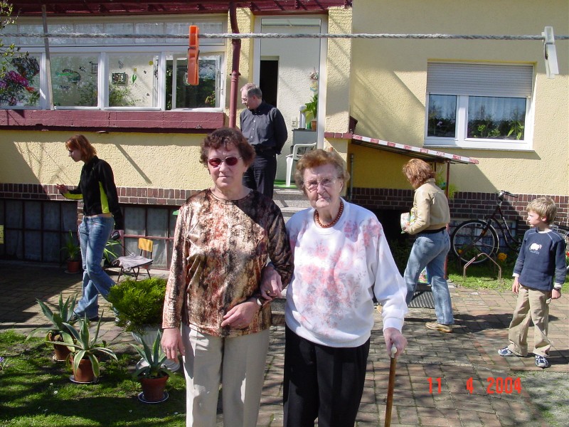 Regina und Oma
