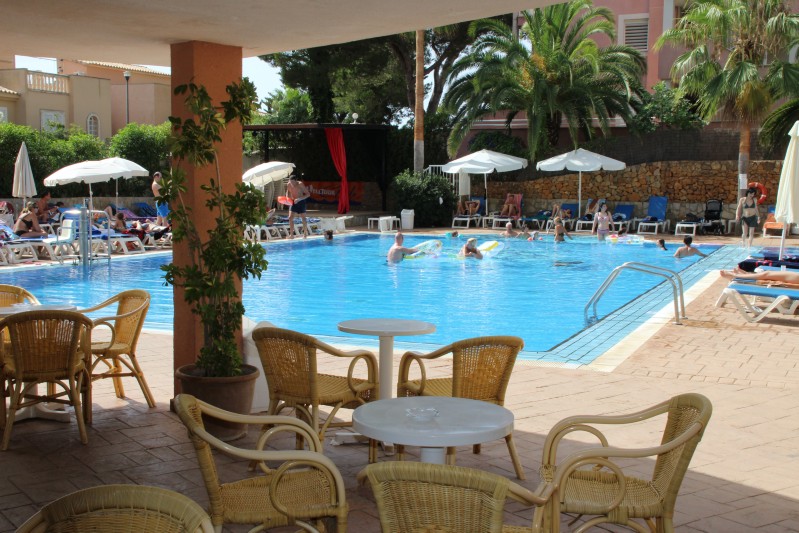 der Pool
