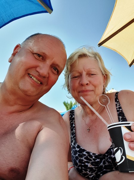 am Pool