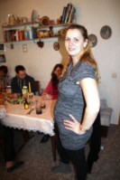 Janine mit Babybauch