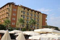 Arabella Hotel vom Pool aus