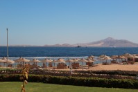 Blick auf das Meer zum Schiffswrack